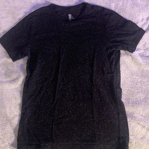 Men’s H&M tee